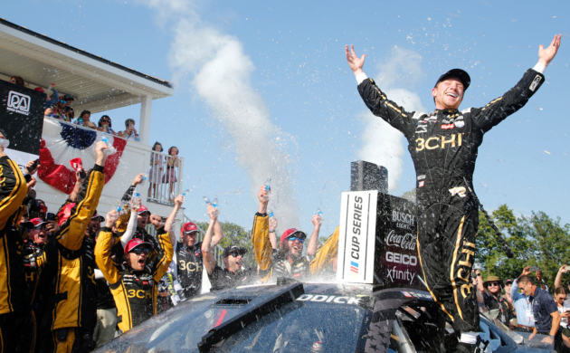 Tyler Reddick holds off Elliott, seals first Cup Series win at Road America