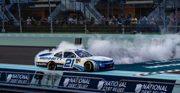 Austin Hill dominates Xfinity Series playoff race, wins at Homestead-Miami